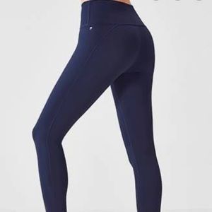 fabletics leggings ✨2 for $12✨